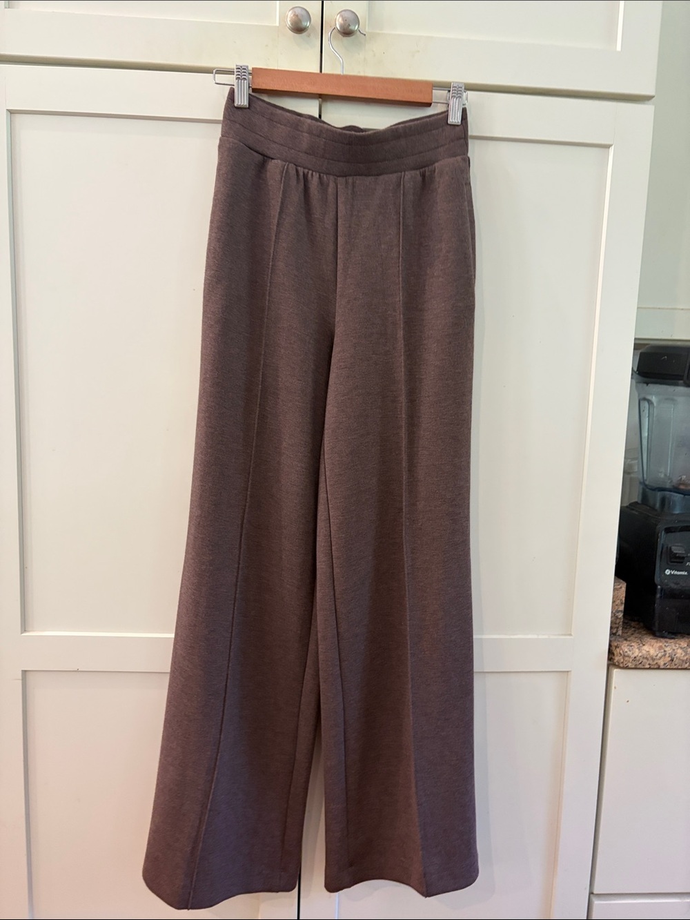Truth by Republic Wide-Leg Knit Pants in Taupe; XS, NWT